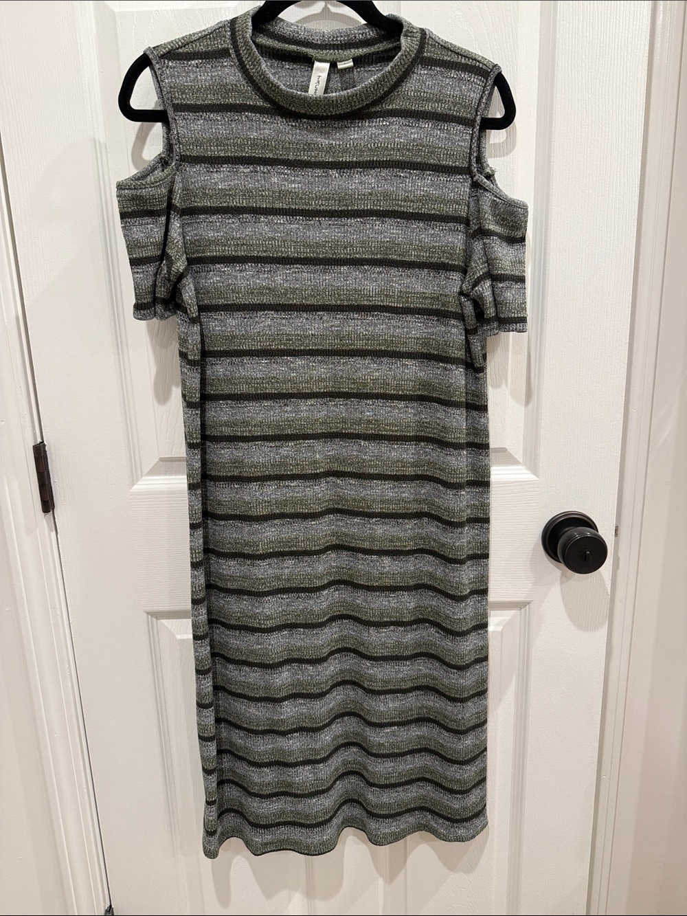 Tacera Gray, Green, and Black Cold-Shoulder Midi Dress